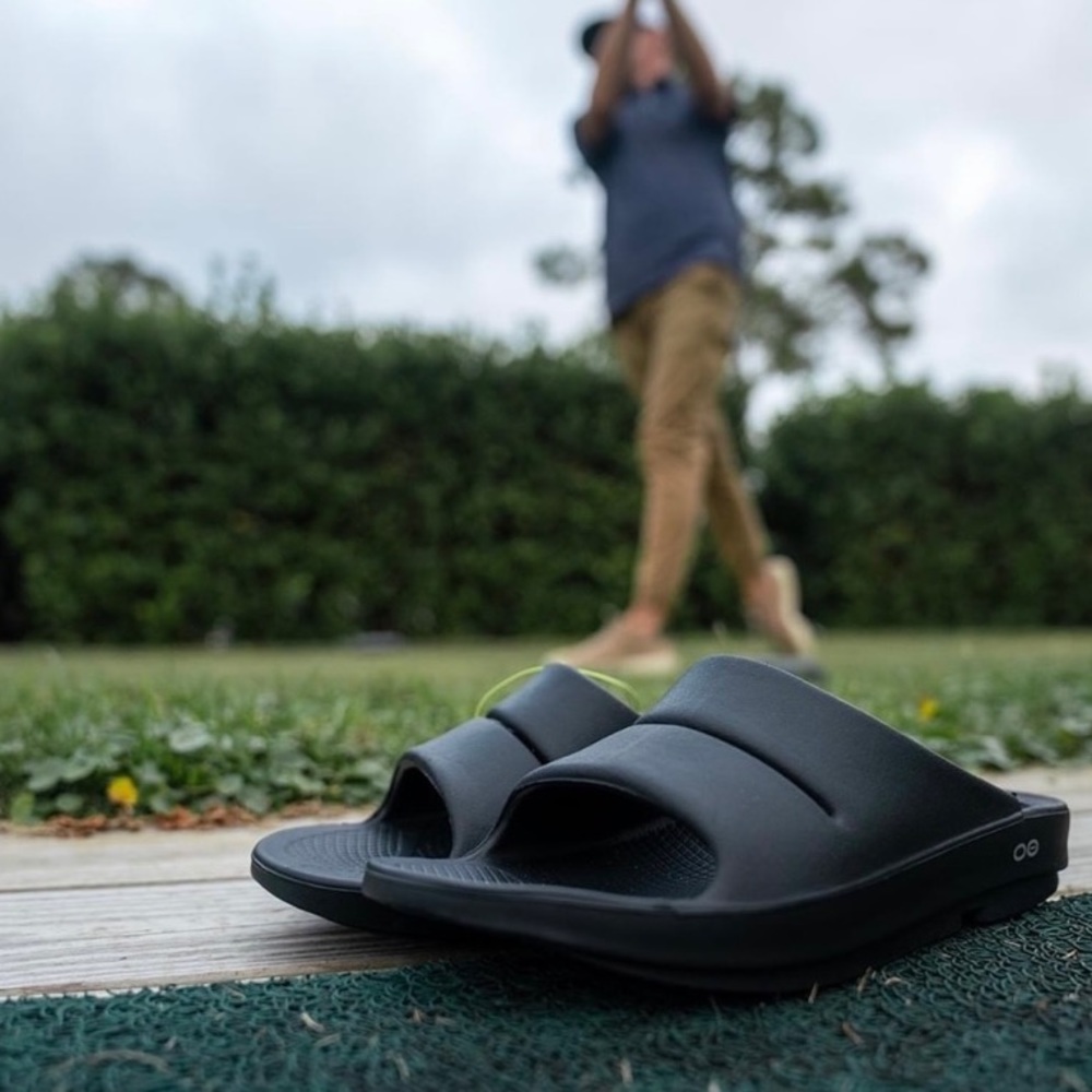 OOFOS Sandals